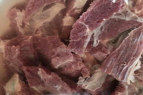 牛肉萝卜汤的做法图解3