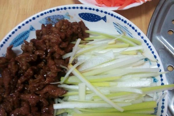 京酱肉丝卷的做法图解5