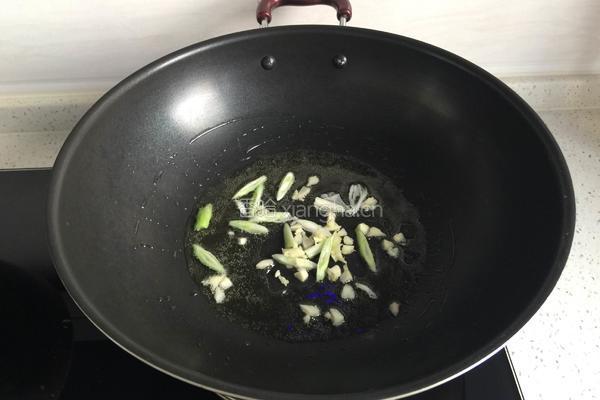 老干妈炒有机菜花的做法图解3