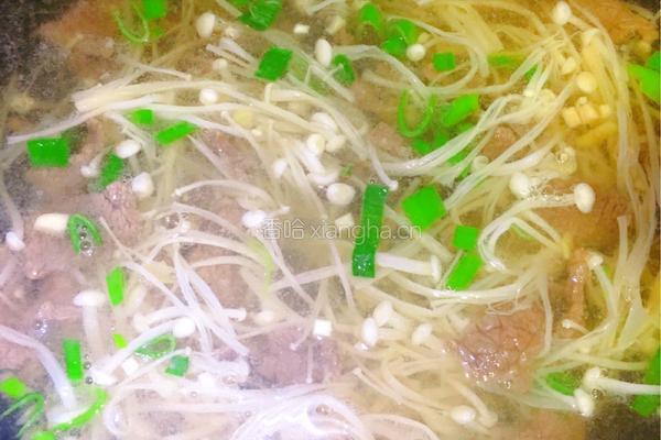 金针菇牛肉汤的做法图解6