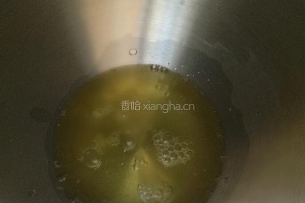 萨瓦林4寸菠菜粉蛋糕的做法图解3