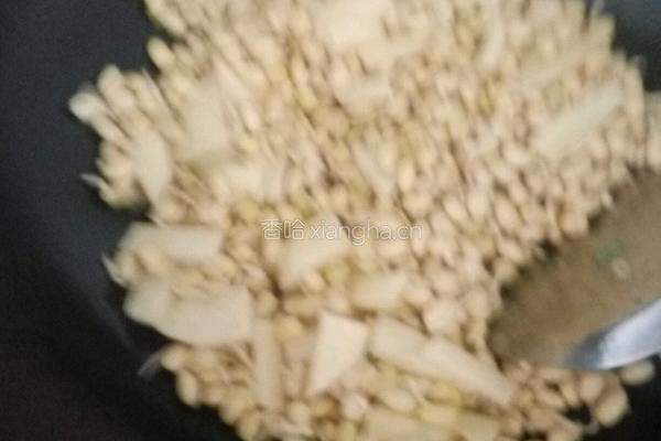 土豆炖黄豆芽的做法图解5