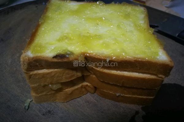 蒜香牛奶芝士烤吐司的做法图解7