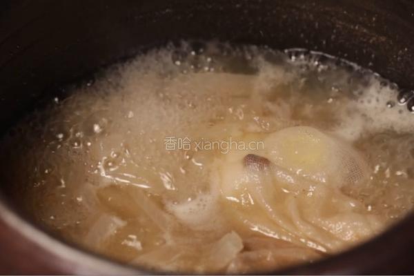 猪皮还能这样做，看起来清亮，吃着也特别美味的做法图解2