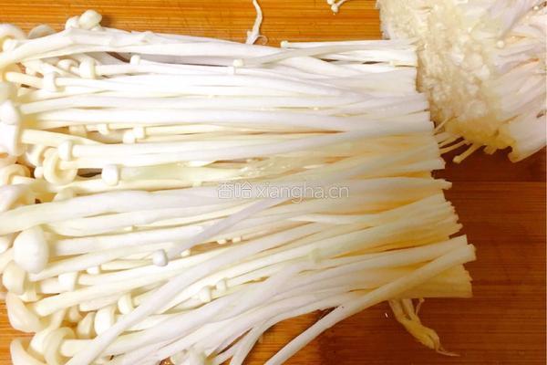 肉末金针菇的做法图解1