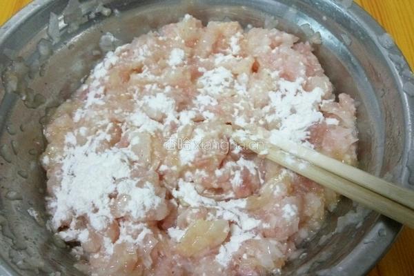 萝卜肉丸子的做法图解4