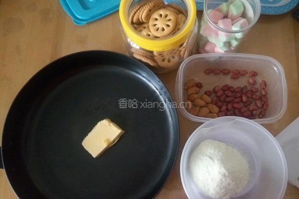 草莓夹心雪花酥的做法图解1