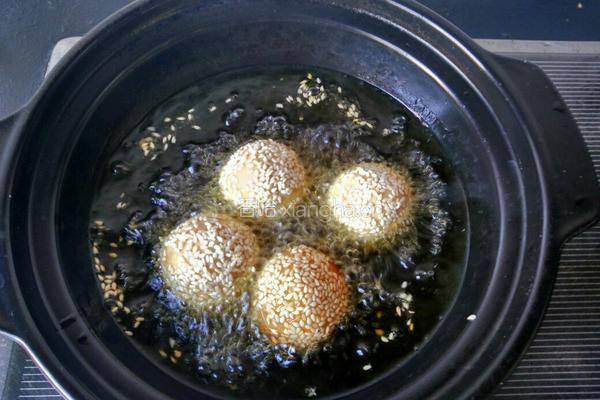 红薯芝麻球的做法图解13
