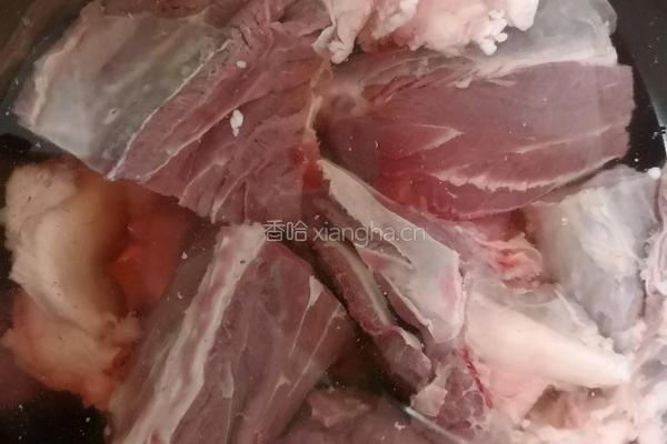 酱牛肉的做法图解1