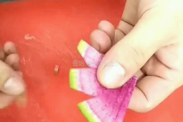 五彩苦瓜酿的做法图解2
