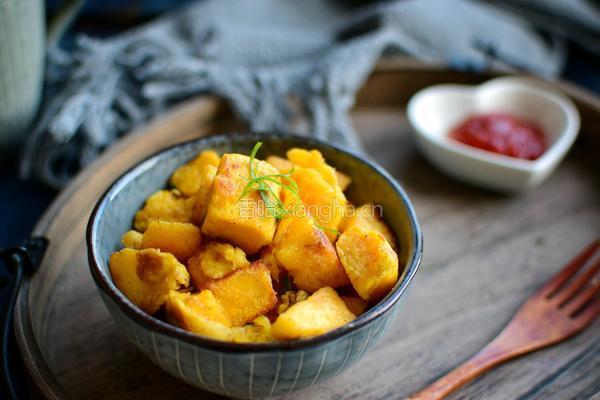 鸡蛋炒馒头丁的做法图解9