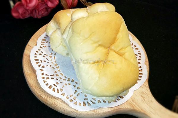 超软牛奶面包卷的做法图解15