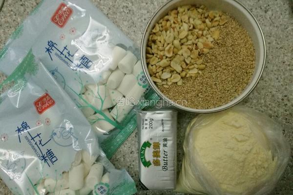 花生芝麻牛轧糖的做法图解2