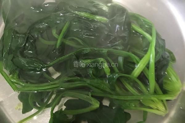香菇菠菜的做法图解4
