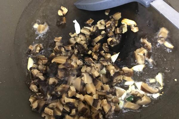 香菇菠菜的做法图解11