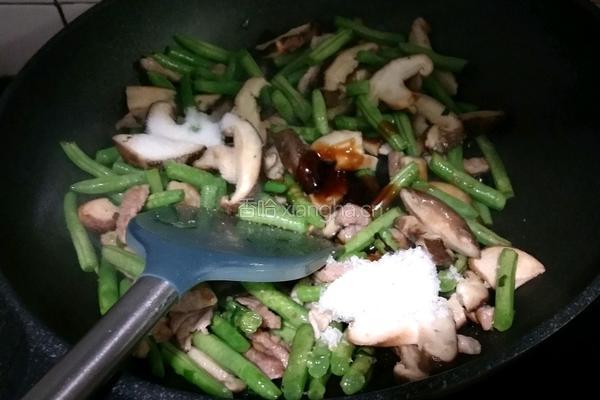 豆角焖面的做法图解6