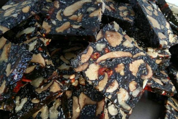 倾世仙颜手工补气血阿胶糕熬制方法