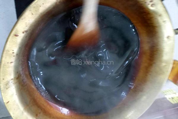 倾世仙颜手工补气血阿胶糕熬制方法的做法图解7