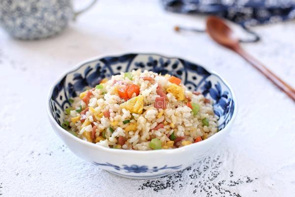 杂蔬火腿蛋炒饭的做法图解15