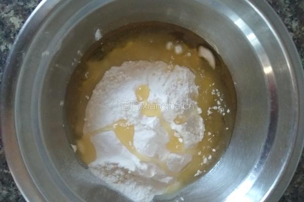 奶香千层麻花的做法图解3