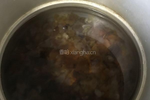 桃胶炖桂圆的做法图解4