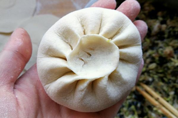 西葫芦木耳馅包子的做法图解18