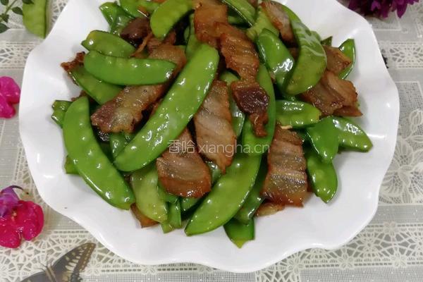 荷兰豆炒腊肉的做法图解7