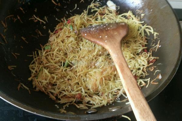 干煸土豆丝的做法图解5