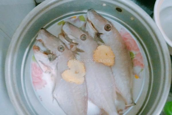清蒸橡皮鱼的做法图解2