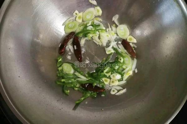 豆芽炒蛋定姐鸡蛋干的做法图解3