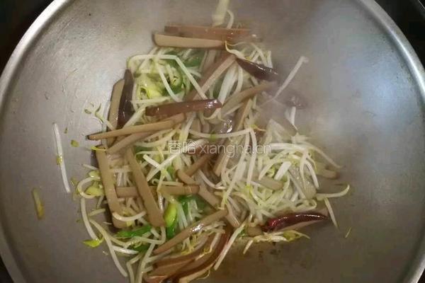 豆芽炒蛋定姐鸡蛋干的做法图解5