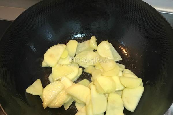 私家菜-白菜片炖土豆片的做法图解3