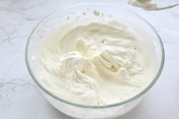 抹茶奶油蛋糕卷的做法图解16
