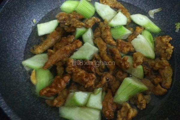 丝瓜酥肉汤的做法图解9