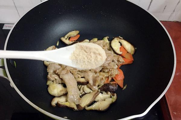 香菇炒肉的做法图解17