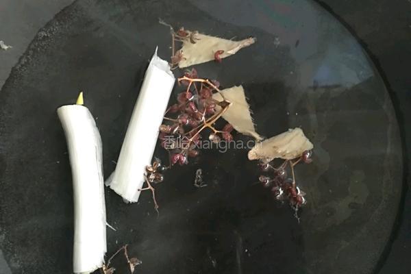 豆泡酿肉的做法图解1