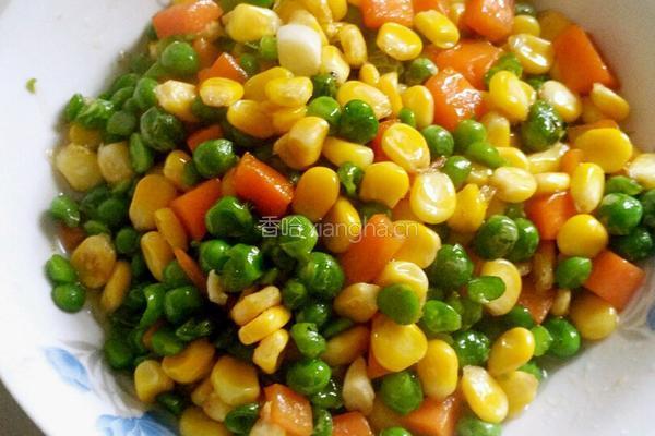 玉米炒豌豆的做法图解8