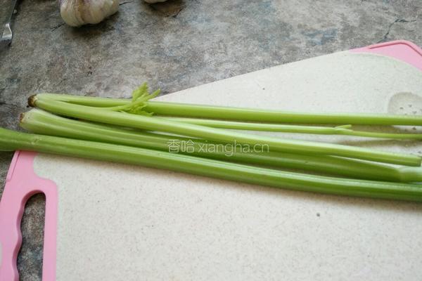 芹香干锅香辣虾的做法图解4