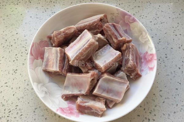 红烧排骨的做法图解1