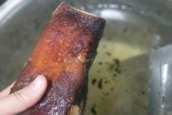农家腊肉炒棒菜的做法图解2