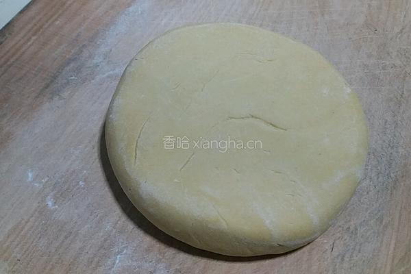 青菜香菇玉米面条的做法图解2