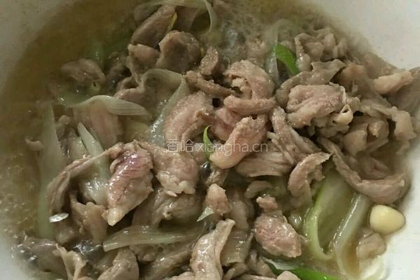 羊肉片炒香菜的做法图解7