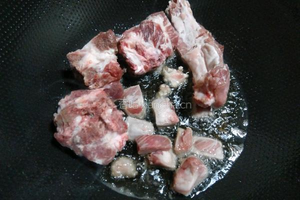 猪肉烩酸菜的做法图解6