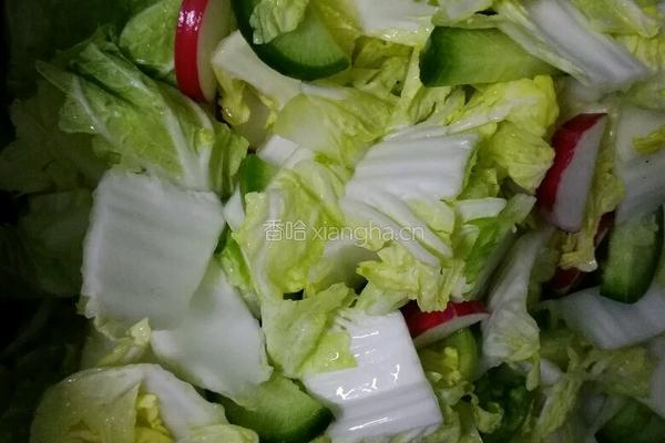 朝鲜泡菜辣白菜罗卜片的做法图解1