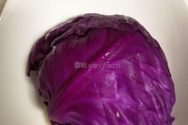 凉拌紫甘蓝的做法图解1