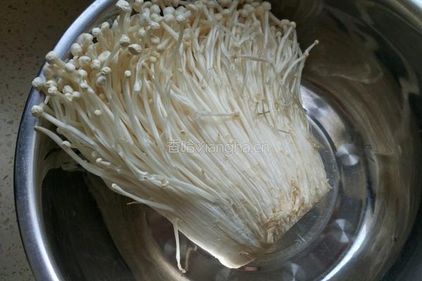 肉末金针菇的做法图解1