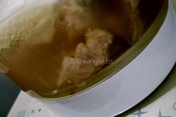 苹果排骨汤的做法图解4