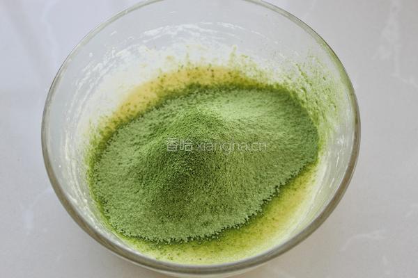抹茶树桩蛋糕卷的做法图解4