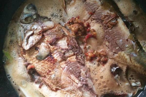 啤酒豆豉烧鳊鱼的做法图解4