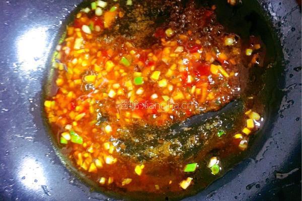 蒜蓉酱烧茄条的做法图解8